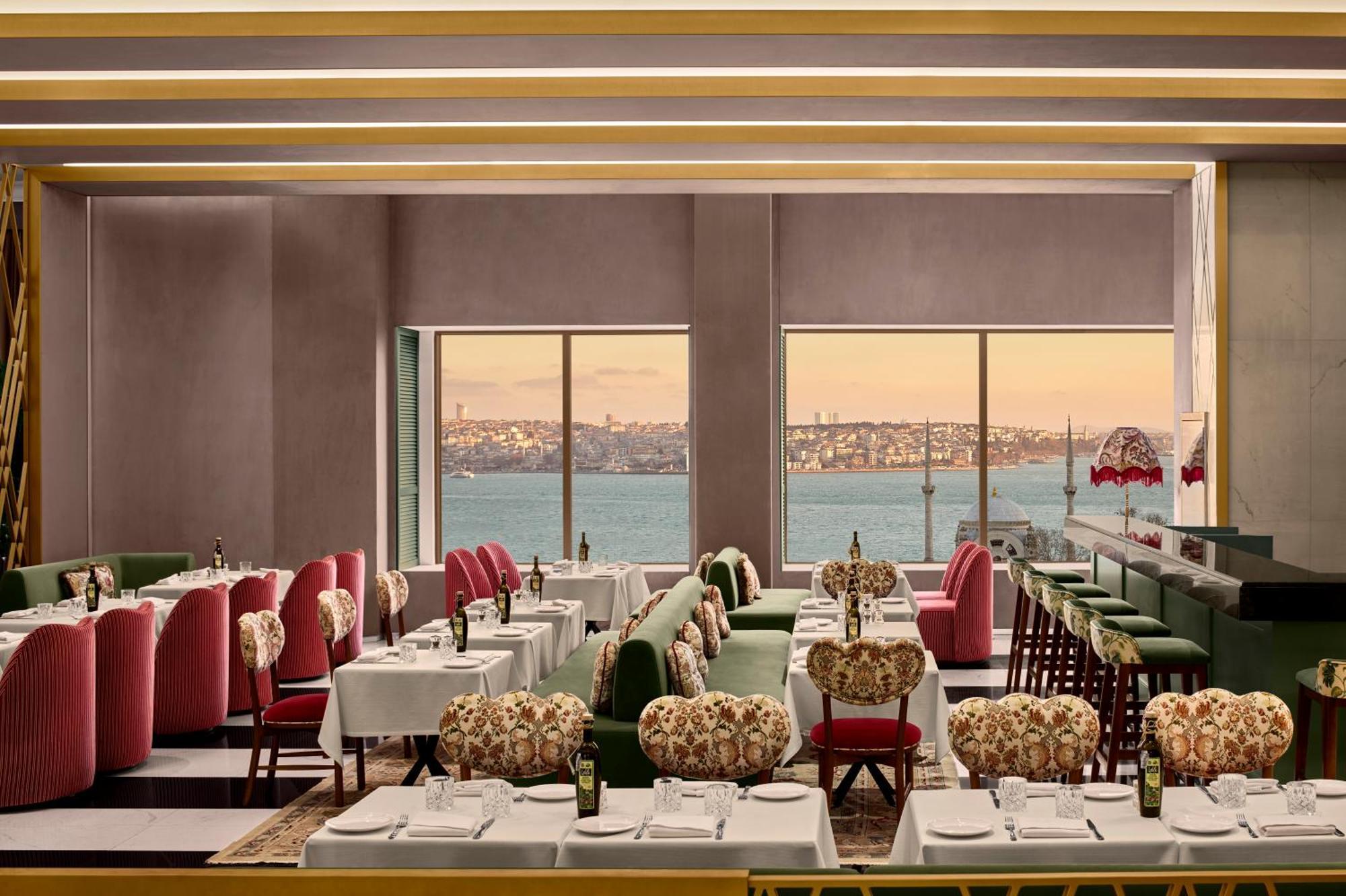 Otel The Ritz-carlton, At The Bosphorus