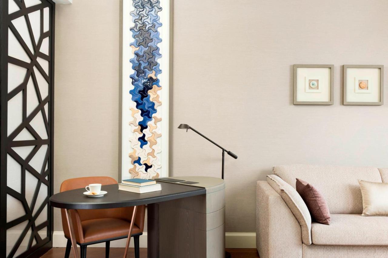 Otel The Ritz-carlton, At The Bosphorus 5*