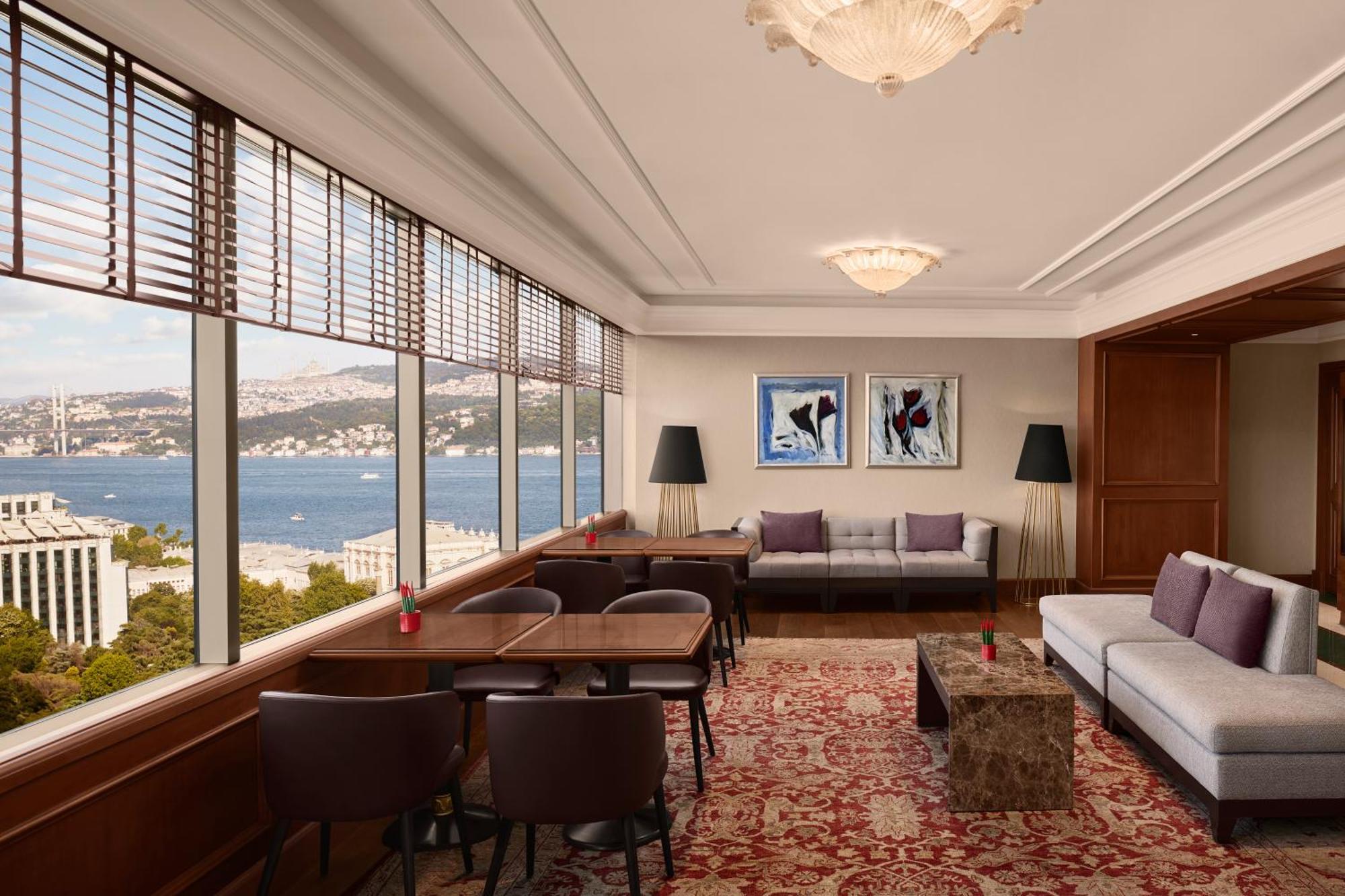 Otel The Ritz-carlton, At The Bosphorus 5*