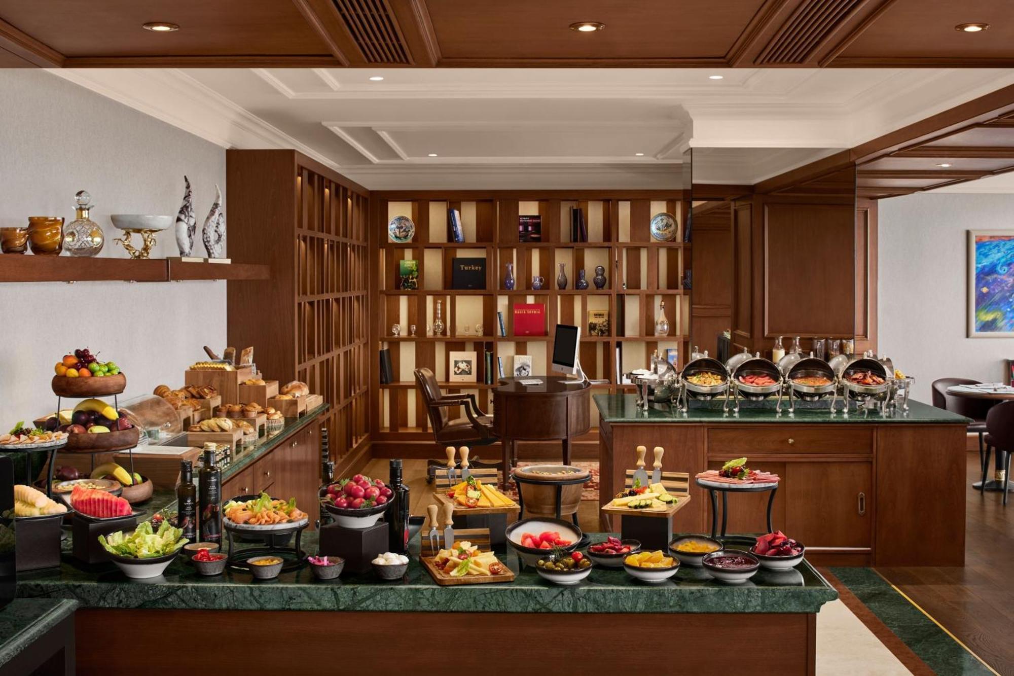The Ritz-carlton, At The Bosphorus Otel